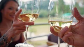 a petite beauty kali godess gave her anus to a groom with a monster cock flx071