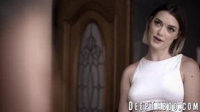 Anny Aurora and Dee Williams share a naughty face-sitting session with Brooklyn Gray