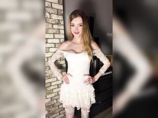 cute small teen trans domme dancing to tempt u