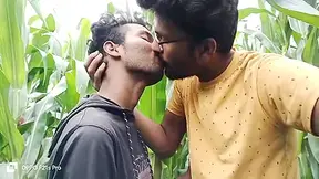 This Is A Romantic Journey From The Time My Friend And I Left The House And Went To The Corn Field. This Is A Funny Story -hindi