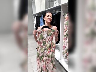 Shopping with Zuzu Enchanting fellatio in public changing rooms