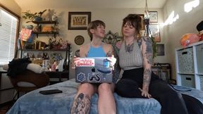 Cock rating with two fart sluts