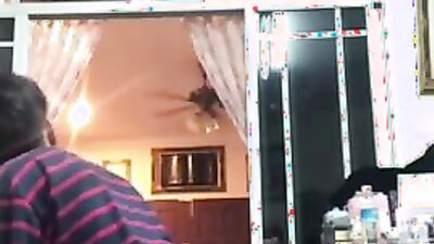 Jilbab Nekat Ngewe Di Ruang Tamu