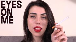 Eyes on me (smoking and lips) - HD
