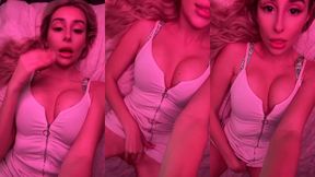 are you feeling as horny as i am?? 😈 #sexy #blonde #horny #pussy #masturbation