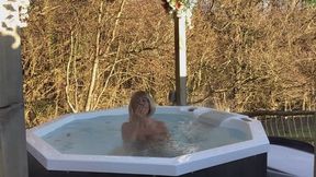 Steamy winter hot tub smoke!