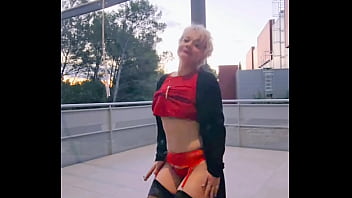 J'_aime etre sexy et d&eacute_sirable pour allez au travaille