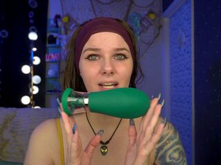 A ENJOYABLE SENSATION - The Bad Peach's Chick Pistil Tongue Sex toy Review