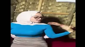 Bokep Indo Gangbang Hijab Tobrut Di Gilir Di Gubuk
