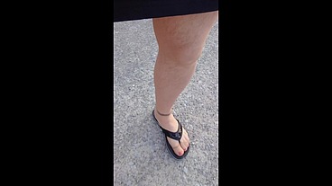 Spaziergang in Strumpfhose zum Kanal