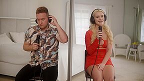 : Khloe & Van - Khloe Kingsley