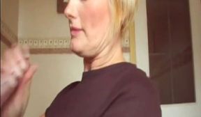 Sally Taylor homemade bllowjob and facial