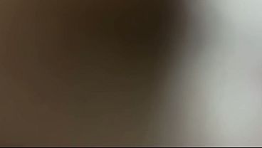 tremenda rubia dando el culo a su novio