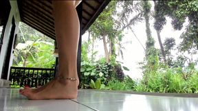 Way Too Hot Outdoor Booty Workout Barefoot & Abs