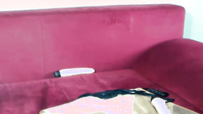 Dirty Tart Farting While Fingering Her Anus