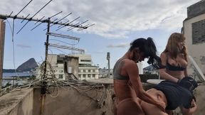 fodendo um puto na cobertura do predio com minha amiga dotada elizabeth goes