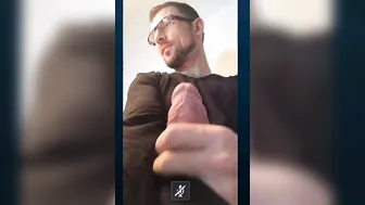 Mature Daddy Strokes His Thick Cock on Webcam