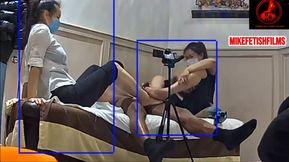 MASSAGE PARLOUR BEHIND THE SCENES: DOUBLE FOOTJOB N HANDJOB COMBO