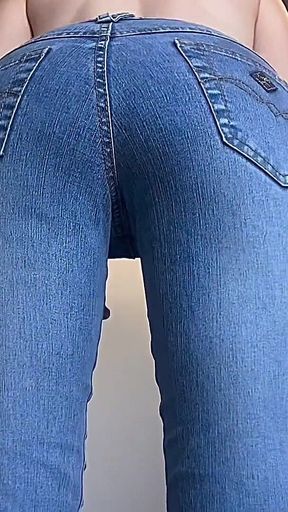 Jeans Fetish Petite MILF Ass Butt Dance Tease