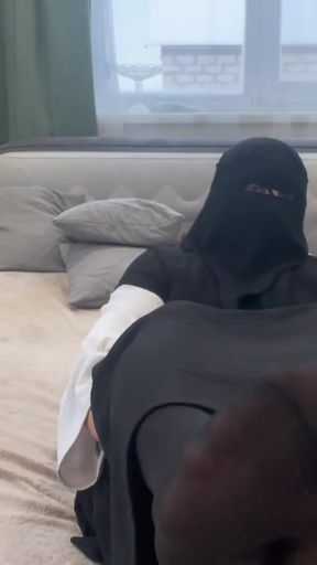 Mom's Arab friend in hijab and pantyhose gives jerk-off instructions   Clip 1