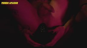 Linda e tatuada, travesti dotada me pegou de jeito