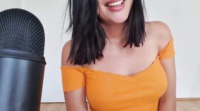 ASMR With my pooltoy, the Unicorn I can do more than just swimming! (Full Vid On Onlyfans)