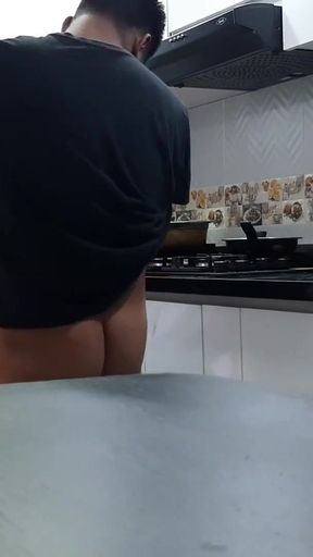 Fucking a delicious and tight pussy   Clip 3