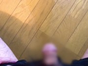 チンポ丸出しで床におしっこをぶち撒ける変態日本人男【#25】