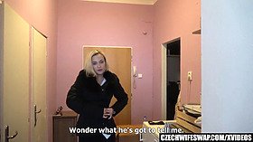 Amateur Swapped Blonde Persuaded for Morning Sex