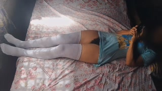 Pee came out upwards while I was  lying down and watching TikTok