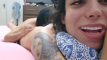 fudi com meu vizinho enquanto a mulher dele tava no trabalho