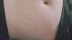 Big ball in my belly button make me look pregnant