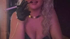 Old school glamour with a vinyl twist