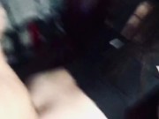 MI EX NOVIA viene a mi casa a recoger unas cosas y me presta su culo para venirme por última vez