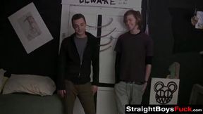 Good looking dudes have kinky gay threesome fuck session