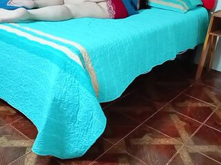 Stepson Enters the Room and Screws His Large Butt Stepmom - Amateur big beautiful woman Stepmom