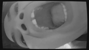 "Giganta in Black and White: Power in Real Size"