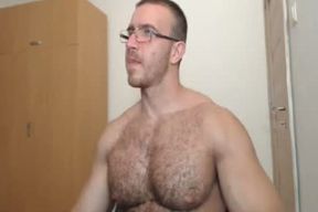 Muscle Cub Show And cum