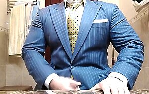 Str8 daddy jerking off in suit