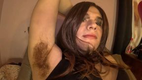 Sniff my hairy armpits