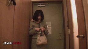 Mature Woman Kiyoe Majima Enjoys Vibrator on Her Natural Pubic Area