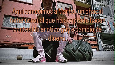 Chacal heterosexual de las barras insurgentes en CDMX haciendo porno gay como puta marica sumisa con jaula de castidad en su peque&ntilde_o pene