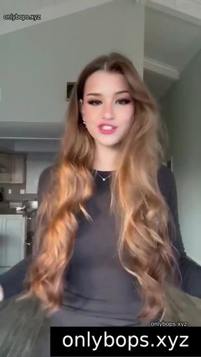 Amateur celeb shows off her only fans content on tiktok
