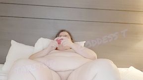 SSBBW MASTERBATING