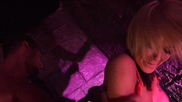 Tia Lane Blindfolds Her Man During Sex