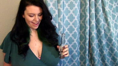 Lovely Lilith proudly shows off her huge natural tits in a solo bedroom session