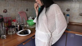 Stepmother Saw Her Stepson's Dick and Sucked It