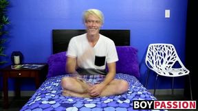 Blonde twink Brayden Cockner has a hot debut jacking off