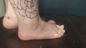 Naked toes trample 2