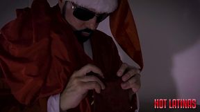 fuck with the slutty and naughty blonde latina, she loves giving her ass to santa claus on the enchanted christmas night - frotinha and lary lacerda